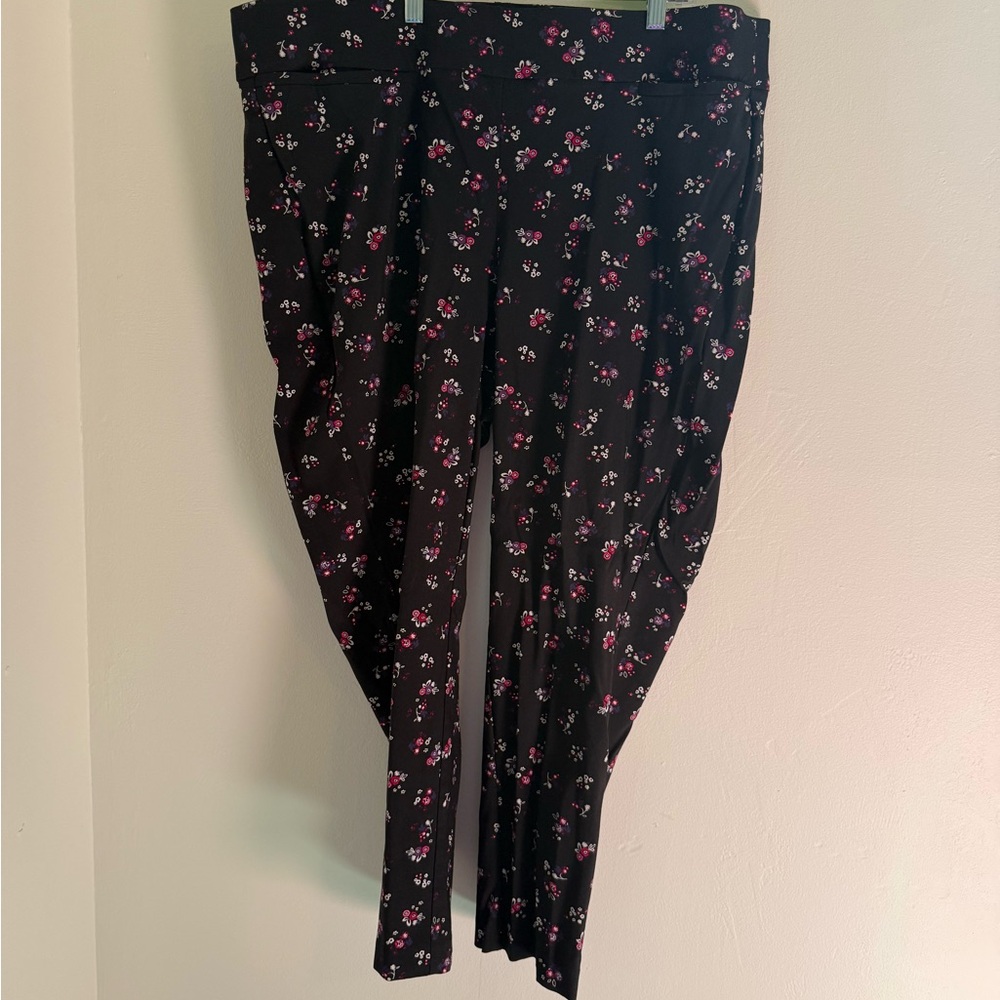 Lane Bryant Black Floral Ankle Pants